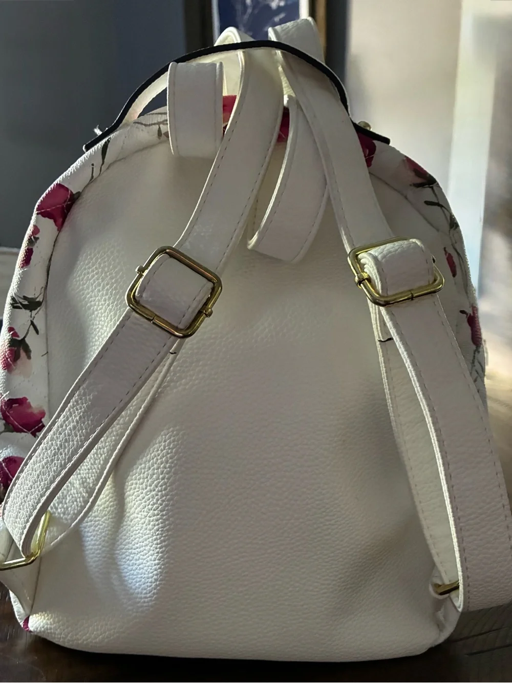 N/A stylish white